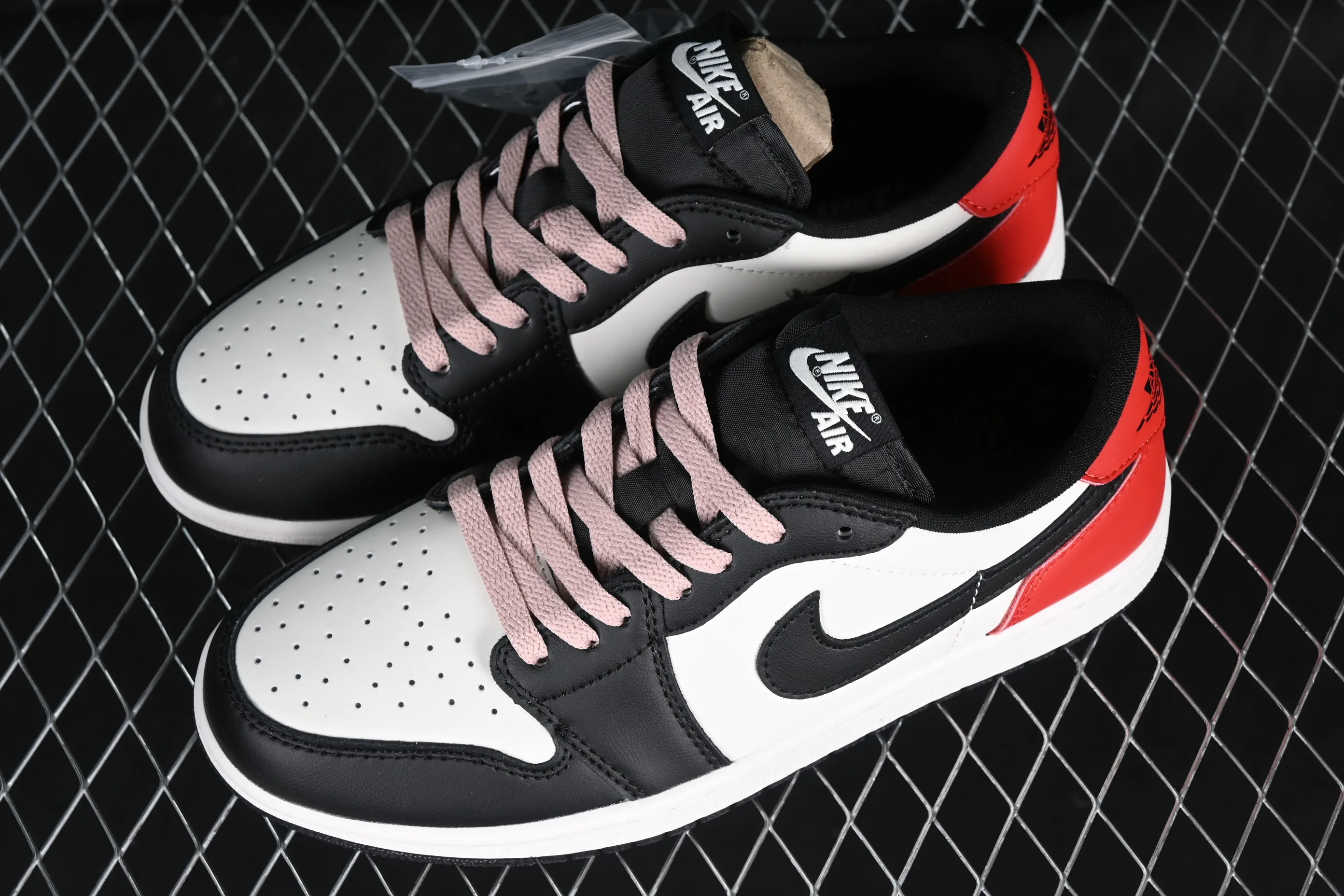 All categories Air Jordan Jordan series basketball shoes Air Jordan 1 Low Z version Air Jordan 1 Low AJ1 Joe 1 black rice red toe low-top cultural casual sneakers HF8828-100
